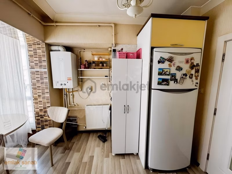 Elvan Mahallesinde Ara Katta Yapılı Satılık 2+1 Daire - 12