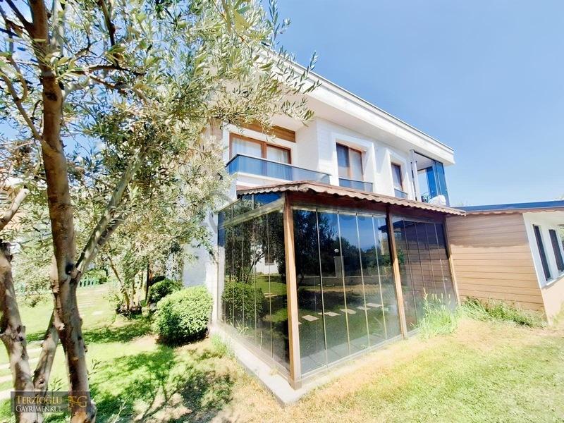 Terzioğlundan Denize Yakın Devamlı Kiralık Eşyalı 3+1 Lüksvilla - 3