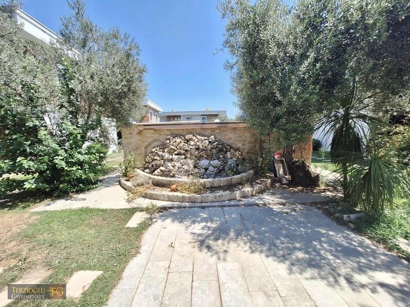Terzioğlundan Denize Yakın Devamlı Kiralık Eşyalı 3+1 Lüksvilla - 19