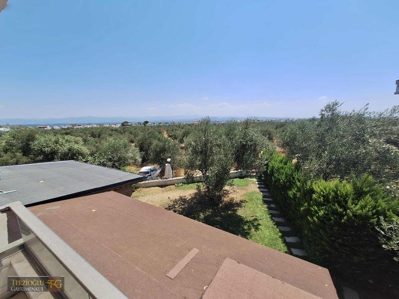 Terzioğlundan Denize Yakın Devamlı Kiralık Eşyalı 3+1 Lüksvilla - 10