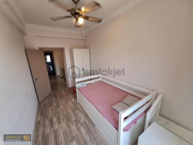 Terzioğlundan Denize Yakın Devamlı Kiralık Eşyalı 3+1 Lüksvilla - 28