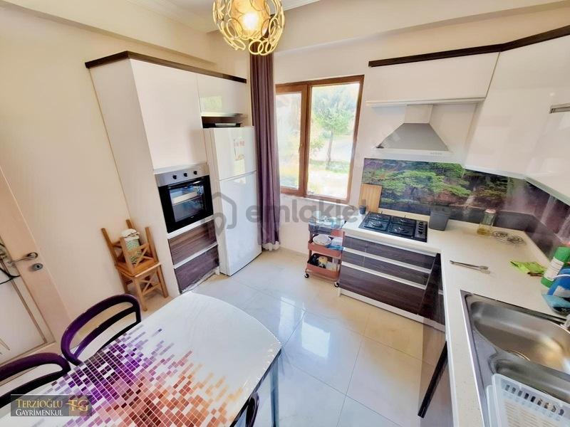 Terzioğlundan Denize Yakın Devamlı Kiralık Eşyalı 3+1 Lüksvilla - 22