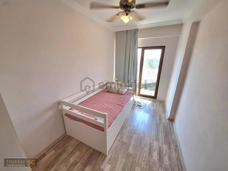 Terzioğlundan Denize Yakın Devamlı Kiralık Eşyalı 3+1 Lüksvilla - 27