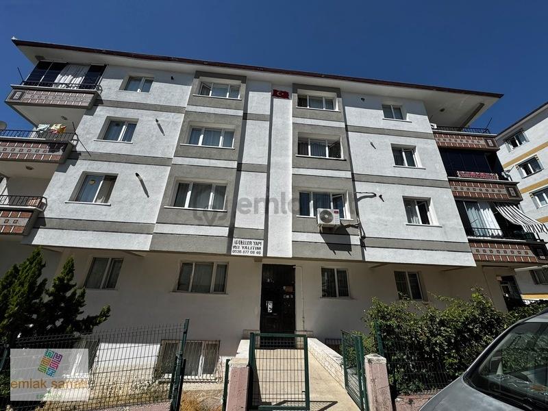 Elvan Mahallesinde Ara Katta Yapılı Satılık 3+1 Daire - 20