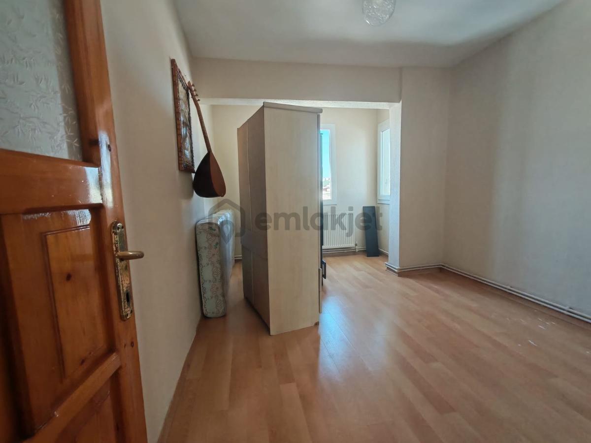 Kuruçeşme Mah. Balkonlu 3+1 Doğalgazlı Kiralık Daire - 17