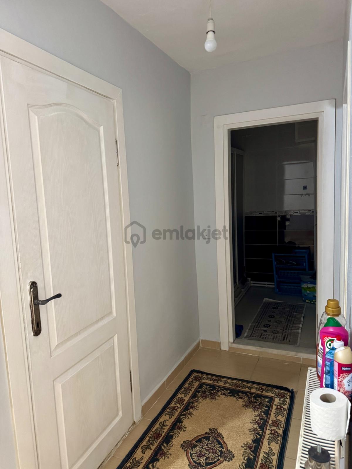 2+1 Dogalgaz Lı Esyalı Merkezı Konumda - 15