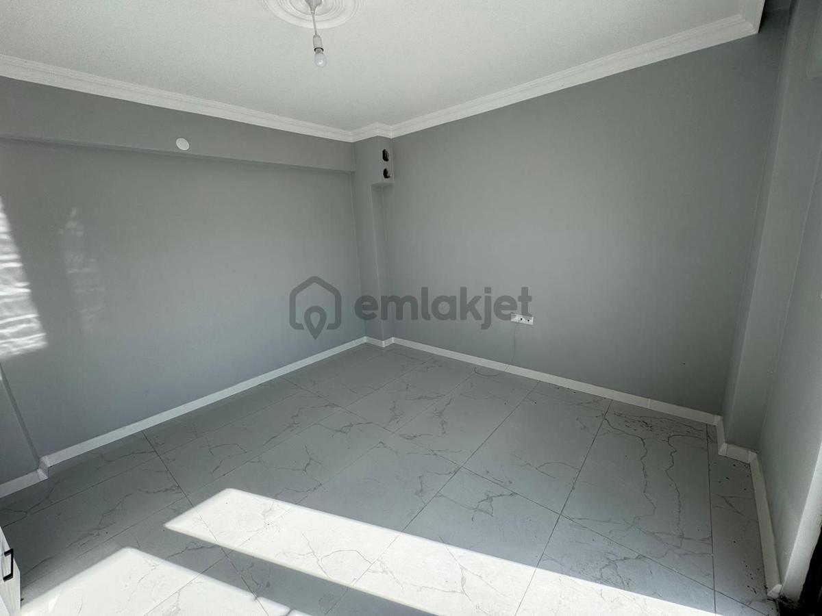 Mg Emlak'tan Orta Kat İskanlı Koridorlu 1+1 - 4