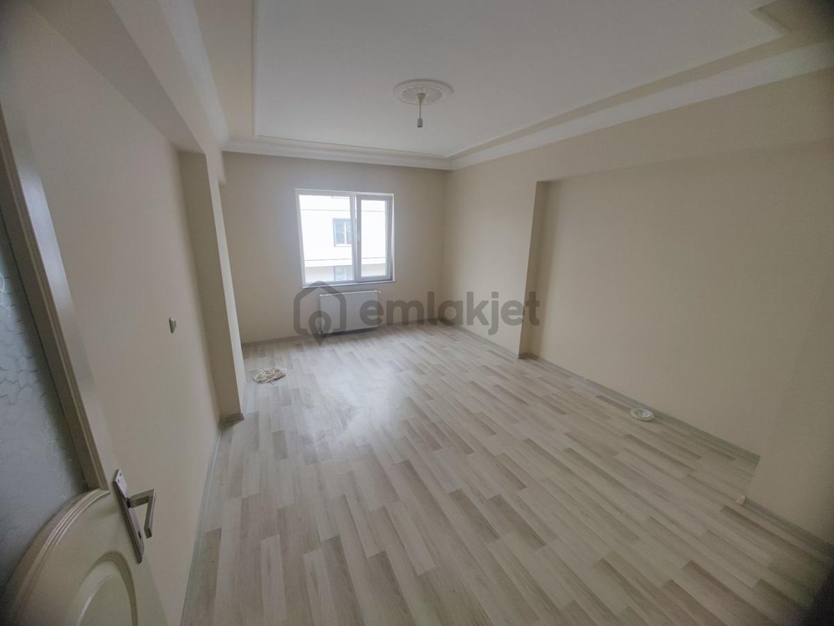 Global'den Selgahta Kiralık Ara Kat Geniş Daire - 14