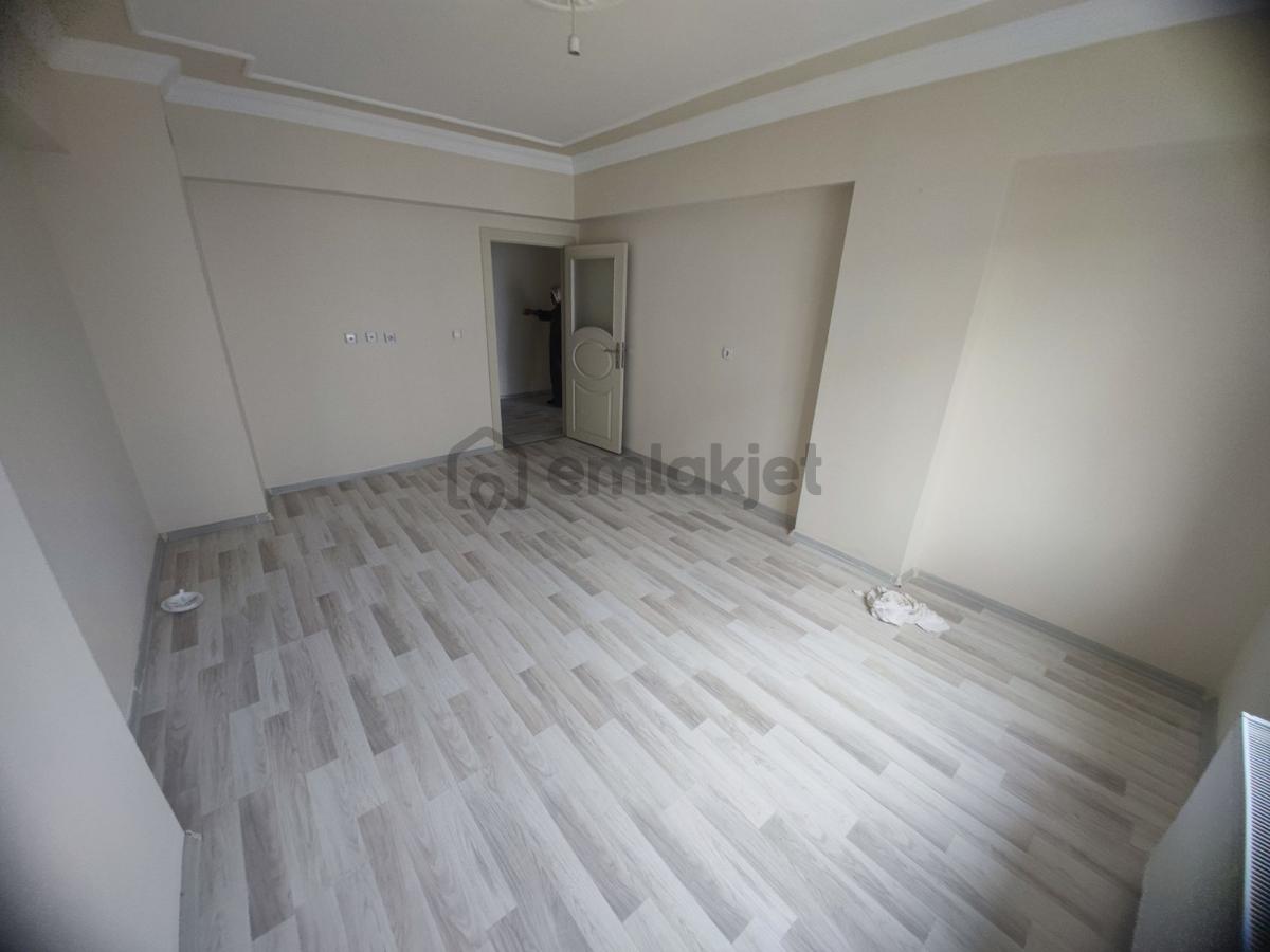 Global'den Selgahta Kiralık Ara Kat Geniş Daire - 12