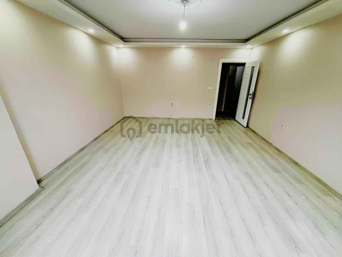 Eftelya Emlaktan 2+1 Ferah 130 M² Satılık Daire - 34