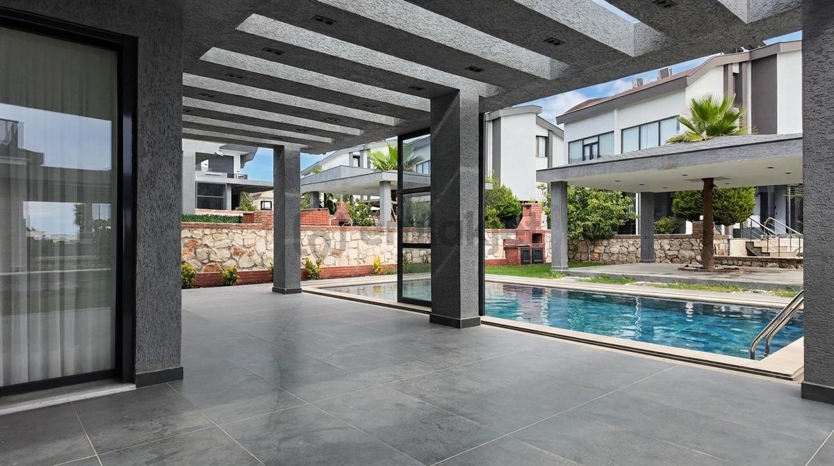 Didim Efelerde Sıfır Lüks Tasarımlı 4+1 Full Eşyalı Villa - 6