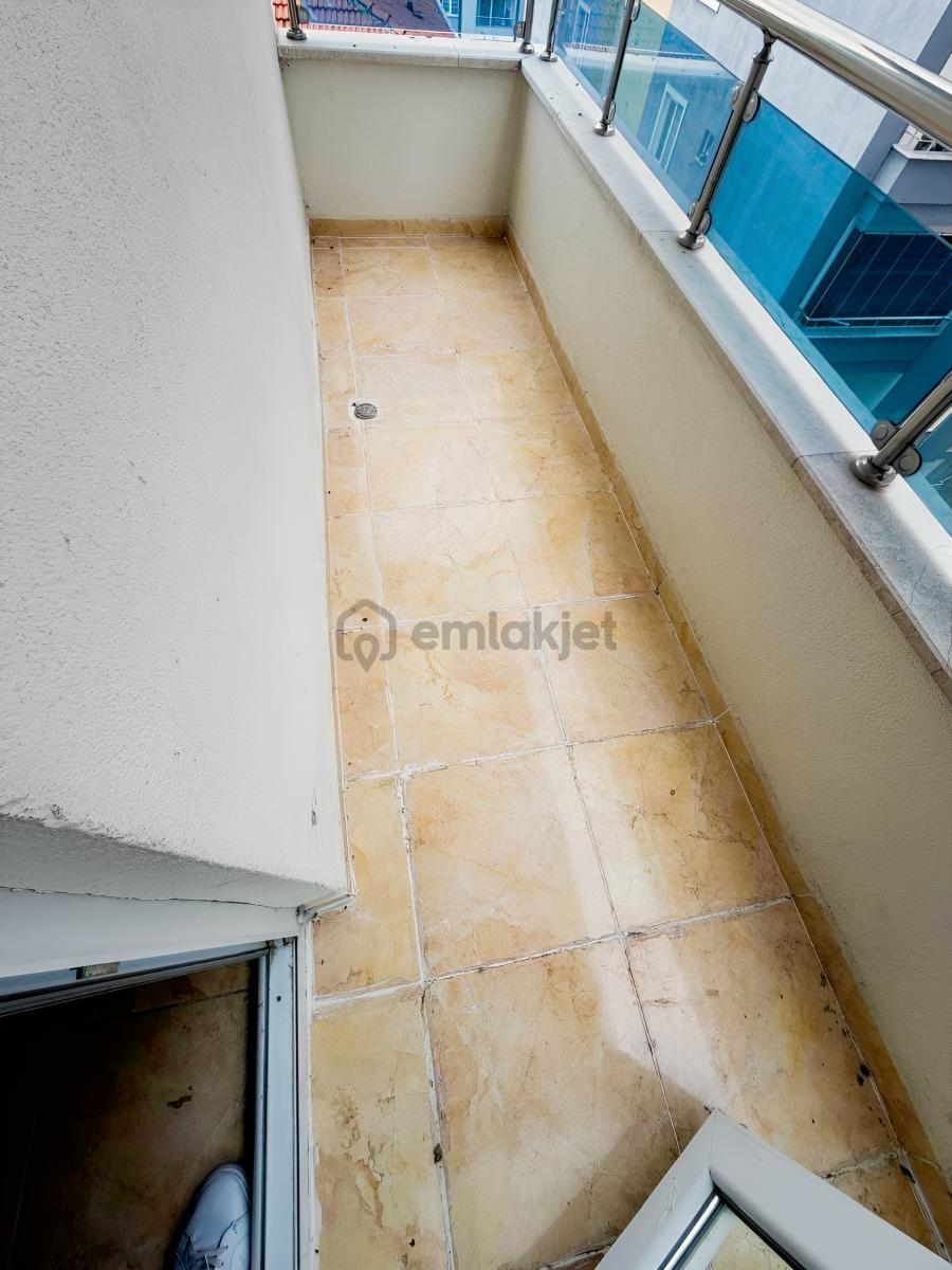 Osmancık Caddesi Üzeri Satılık 140 M2 Geniş 3+1 Daire - 5