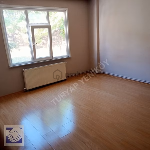 Yeniköy De Kiralık 2+1 Ara'kat+ferah* - 3