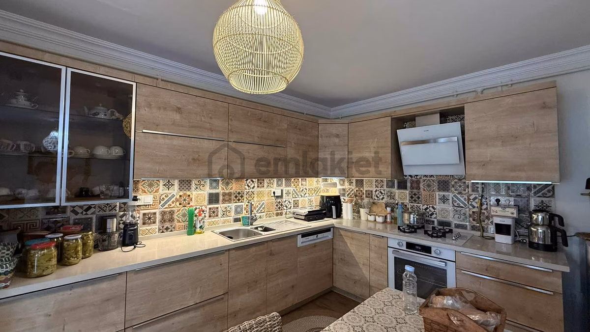 Remax Hedef Metrobüs'e Yakın Kiralık Eşyalı Daire - 3
