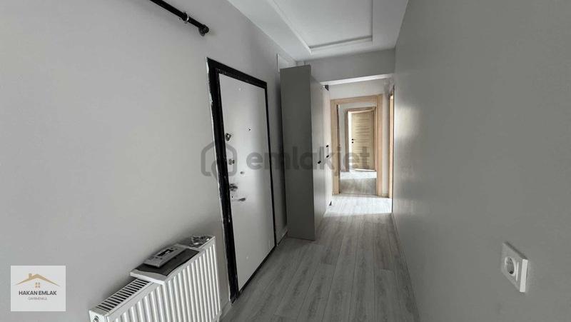 Hakan Emlaktan Doğa Koleji Civarı Satılık 4+1 Daire - 4