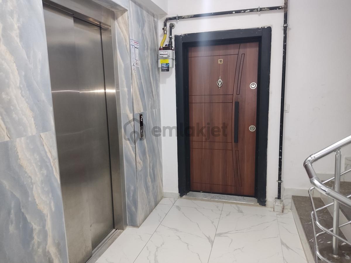 Hastane Üzerinde 2+1 Temiz Daire - 23