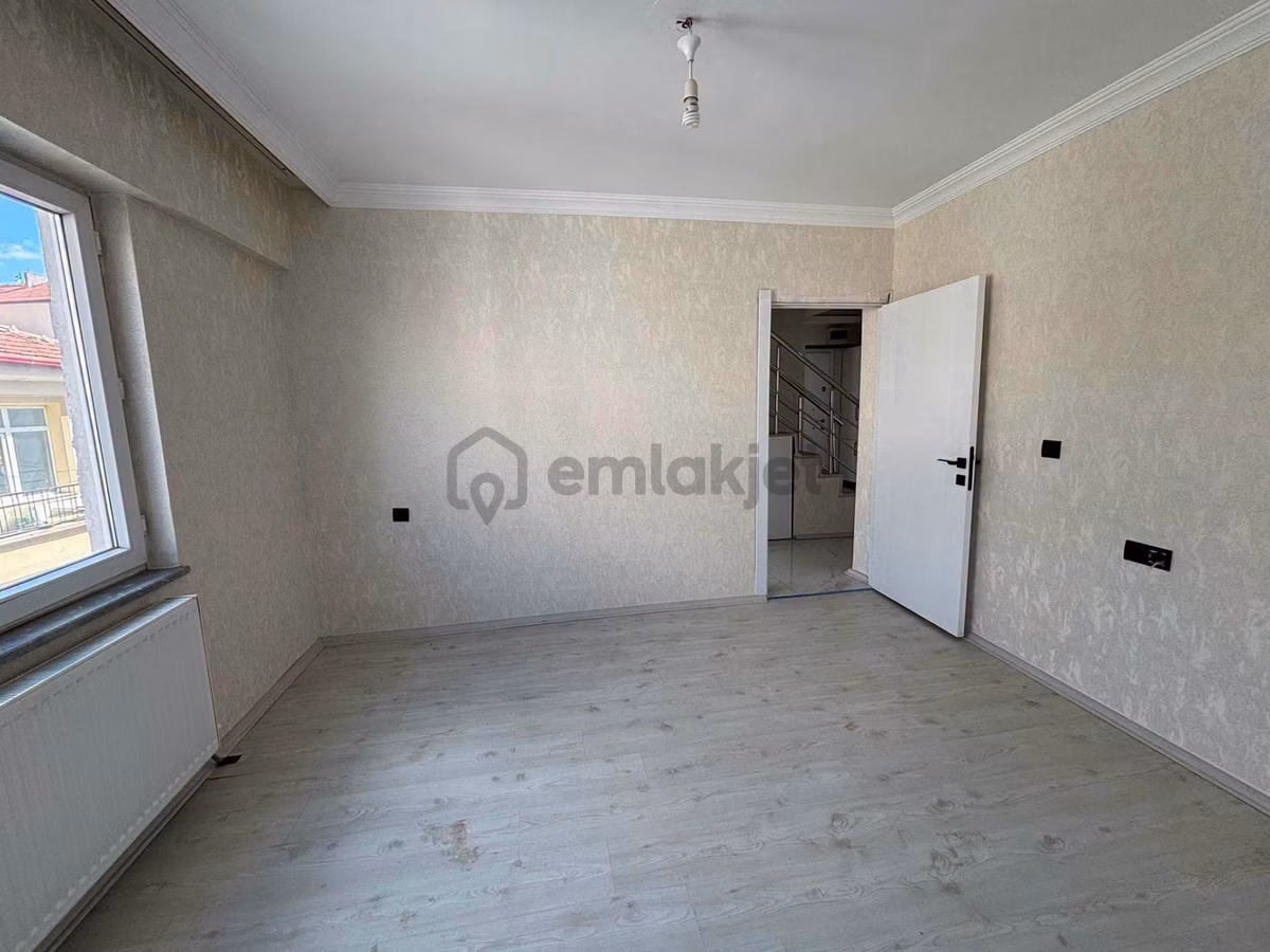 Kırıkkale Gürler Mahallesi 5 Yıllık Satılık Dubleks Daire - 16