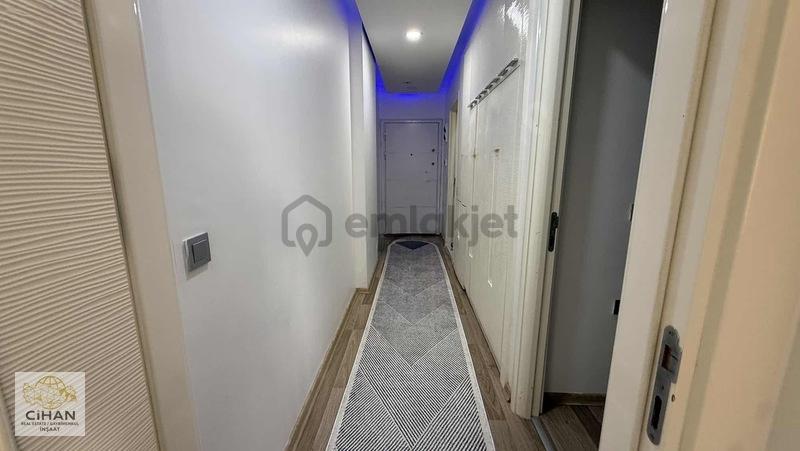 Kuşadası Merkezde Kıralık Esyalı 1+1 Daire - 16