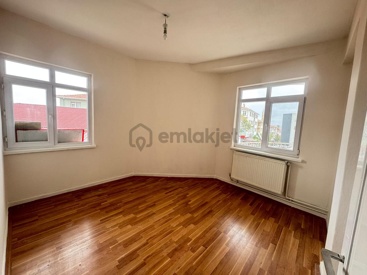 Münzeviler Cad Üzeri Kiralık 3+1 Yapılı Daire - 3