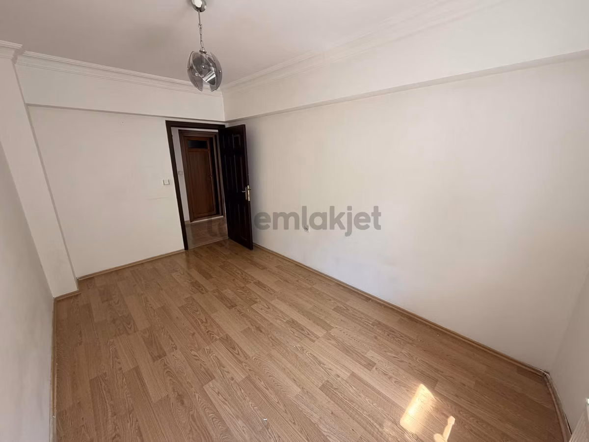 Winnest'ten Bahçelerüstü'nde 3+1 Ara Kat Kiralık Daire - 37