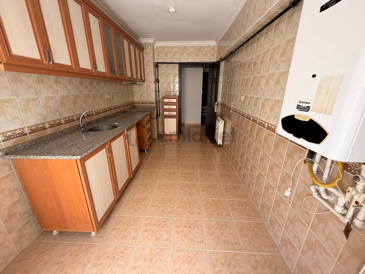 Winnest'ten Bahçelerüstü'nde 3+1 Ara Kat Kiralık Daire - 15