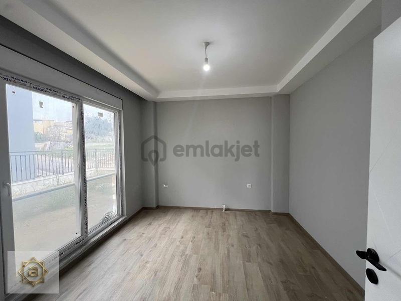 Geniş Bahçeye Sahip 1+1 - 23