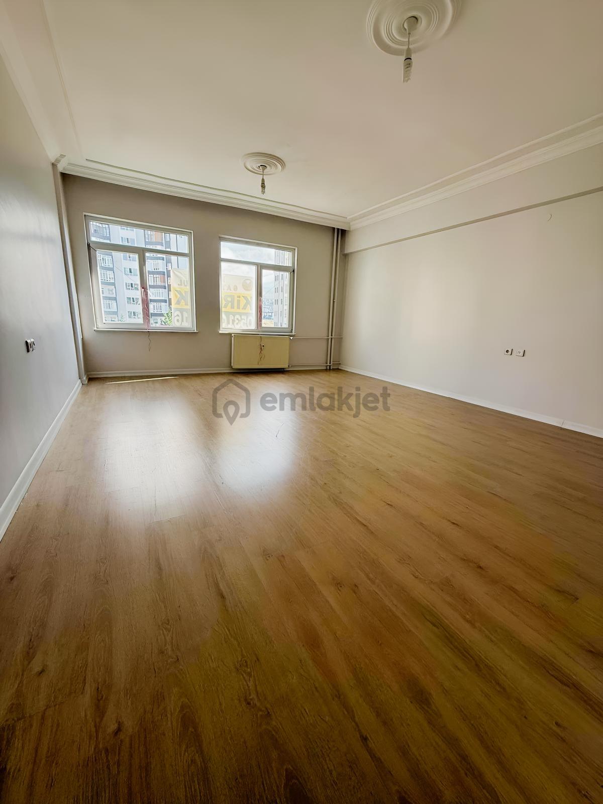 Esenyurt'da 3+1 Kiralık Daire - 8