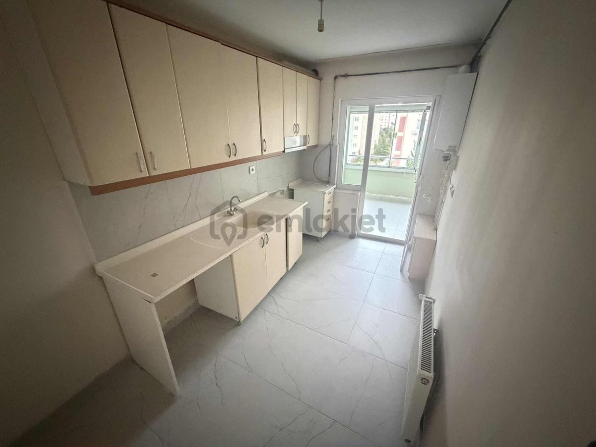 Yuvam'dan Site İçerisinde Kiralık 3+1 Daire - 2