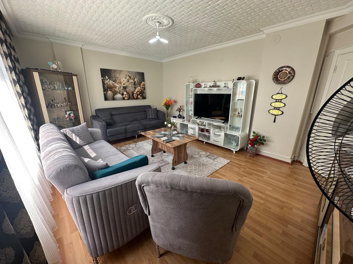 Mareşal Mah.de 3+1 Salon Bağımsız 2. Ara Kat Daire - 31