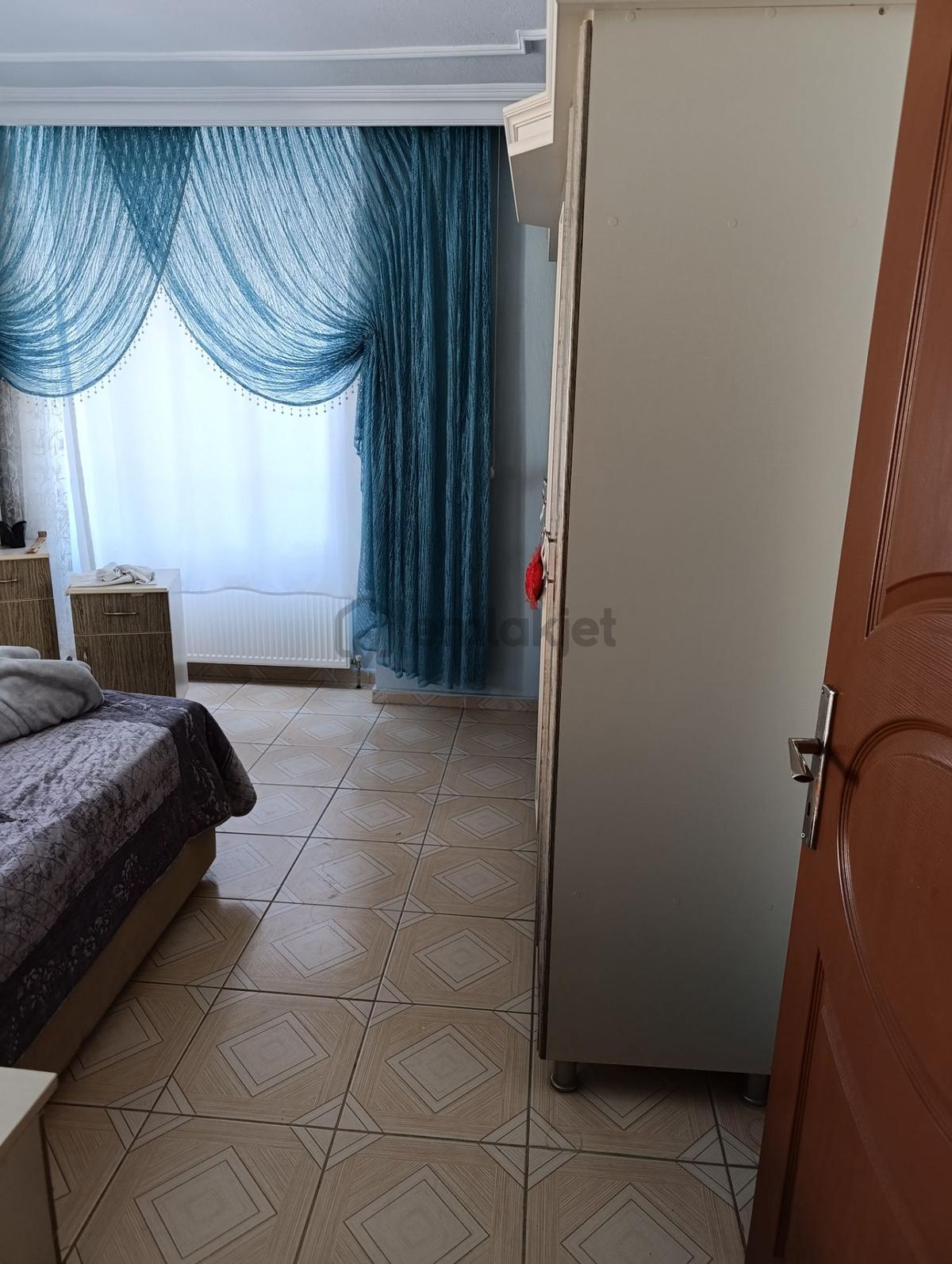Şimşek Emlaktan Kiralık Daire Merkezi Konumda - 5