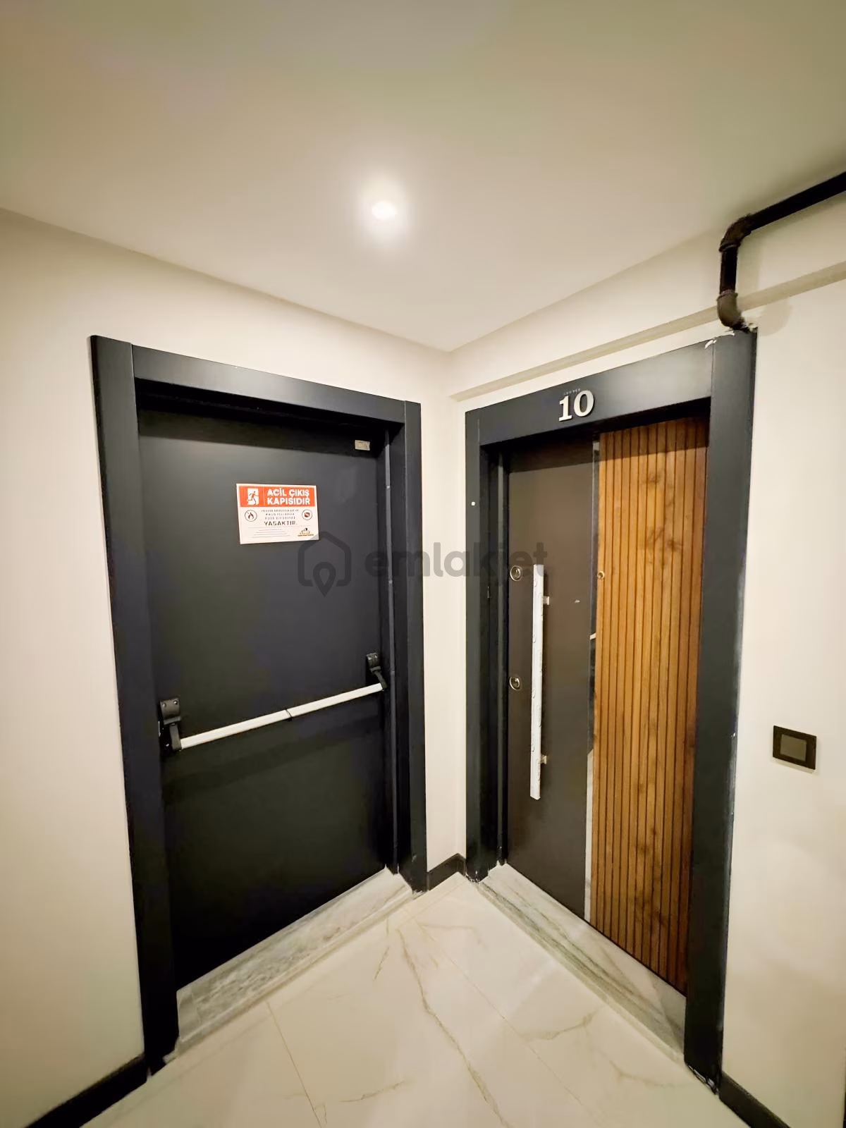 Canikte 2+1 Eşyalı Üniversiteye 2dk Ulaşım - 16