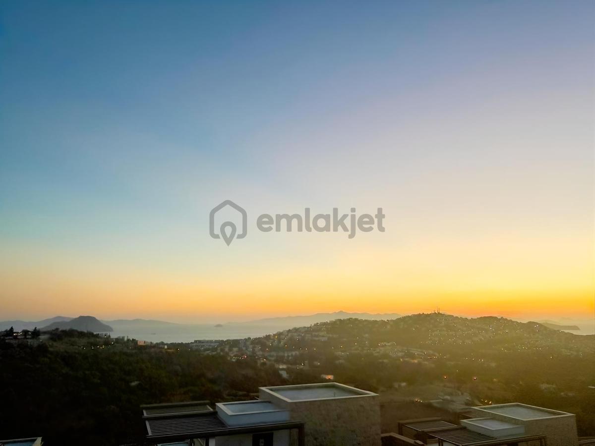 Gümüşlükte Full Deniz Manzaralı Sıfır Villa - 12