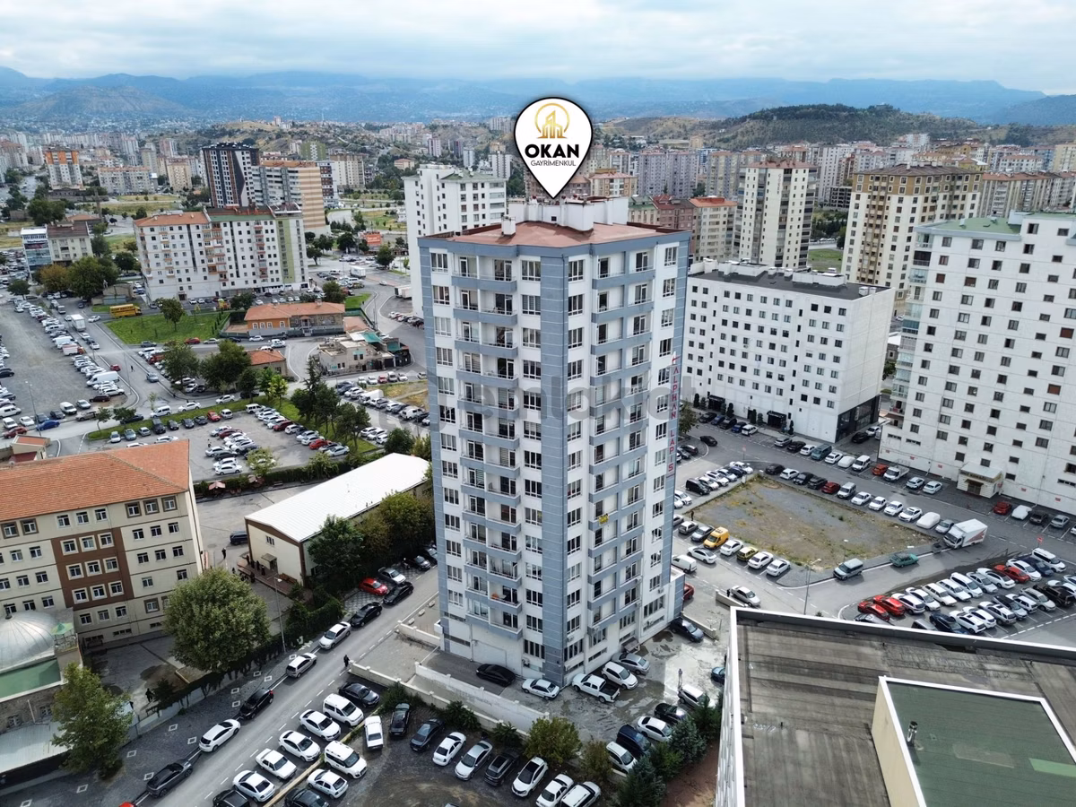 Çarşı Merkezinde Satılık 2+1 Ofis - 3