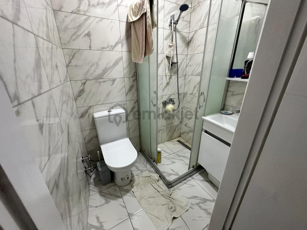 Küçükyalı'da 2+1 Net 85m2 Balkonlu Ebv Banyolu Full Eşyalı - 18