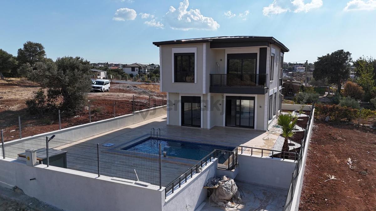 Didim’de Satılık 4+1 Tam Müstakil Villa - 7