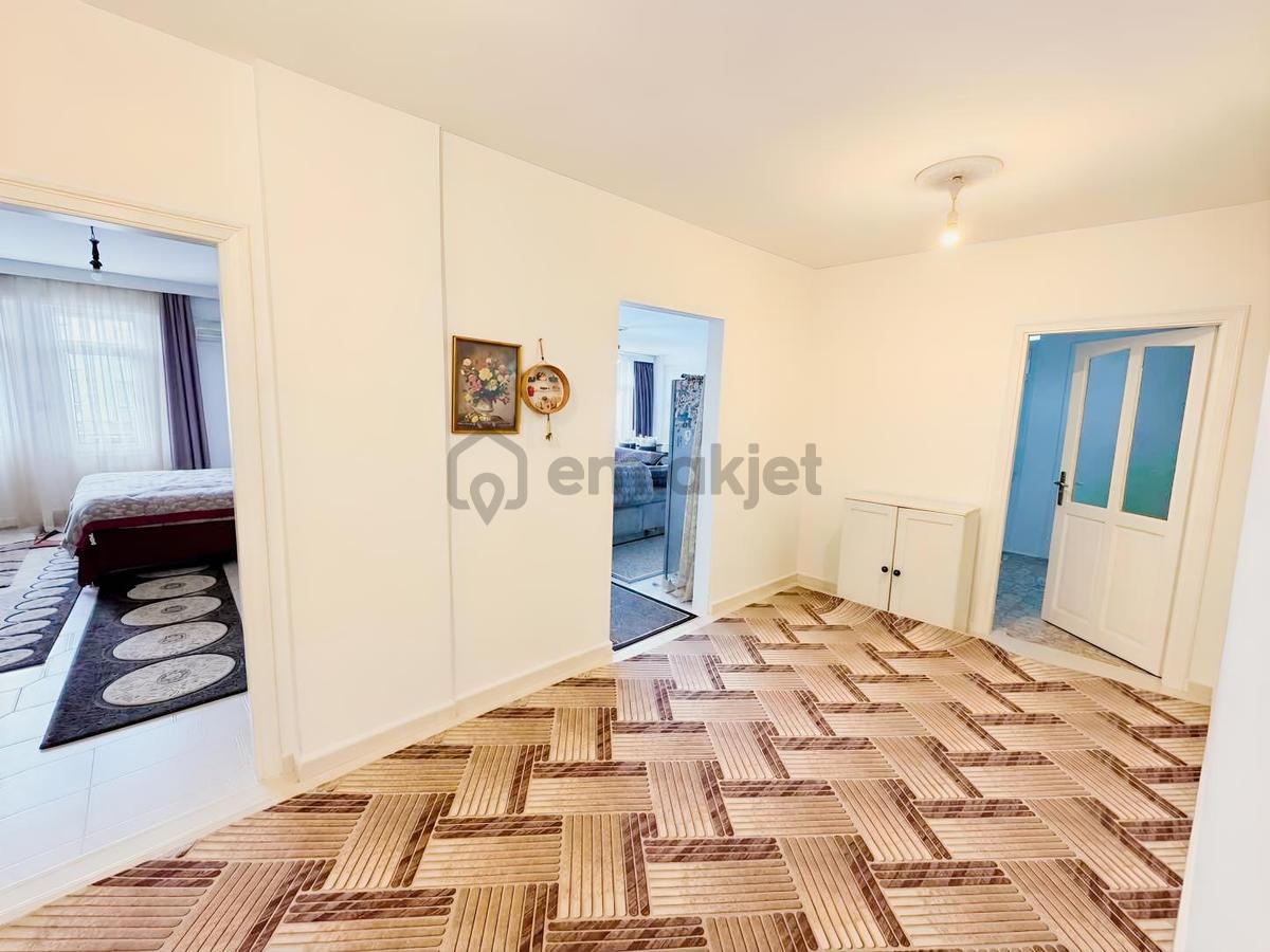 Günlükbaşı Cadde Üzerinde Satılık 3+1 Daire - 6