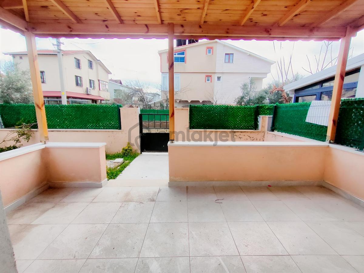Yeniçiftlikde Denize Yürüme Mesafeli Villa #kartallar'dan# - 26