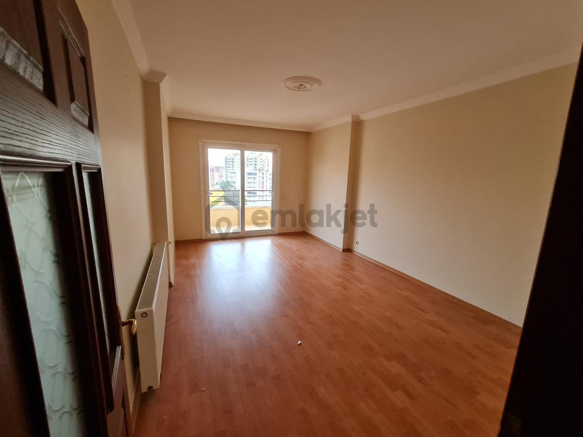 Yenişehir Menteş'de Satılık 4+1 Geniş Daire - 9