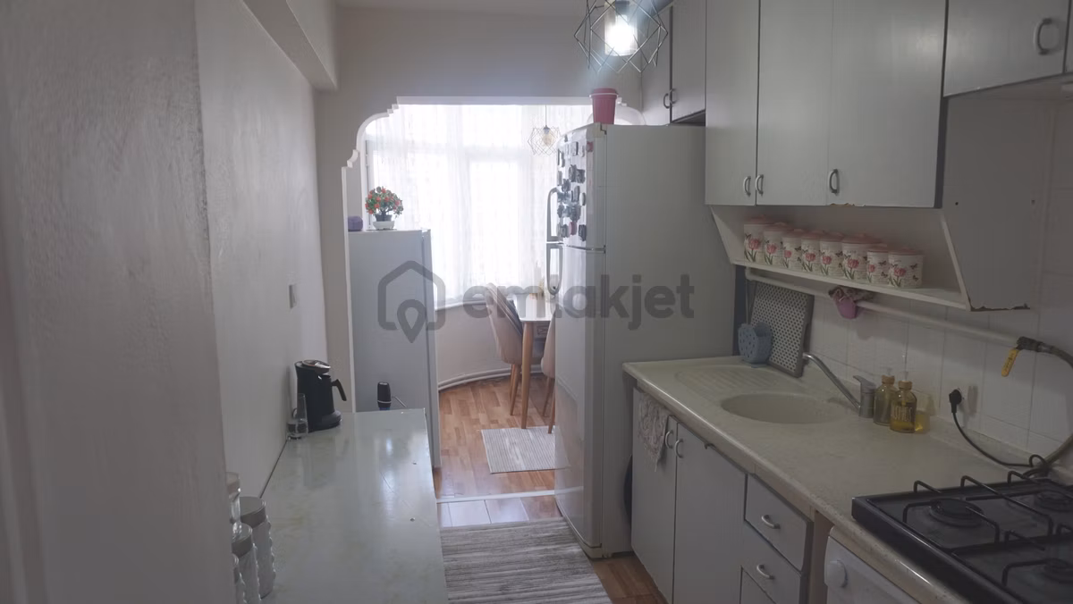 Evka6 Satılık3+1 Doğalgaz+balkon+asansörlü Deniz Mnz Çiğliserkan