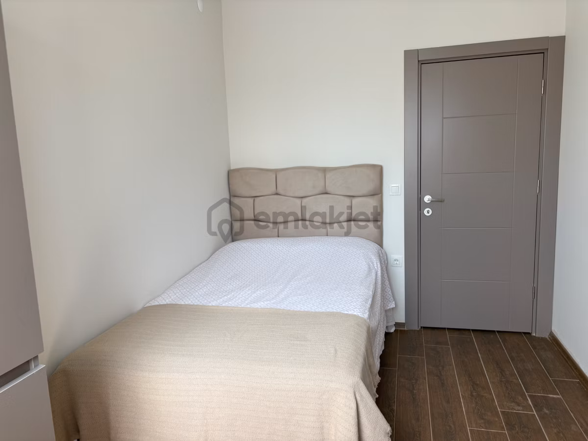 Sahibinden Serdivan Kemalpaşa'da Kiralık Eşyalı Sıfır 1+1 Daire - 15
