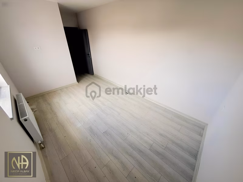 Necip Albaydan Temelli Merkezde Ön Cephe Lüks 2+1 Daire - 11