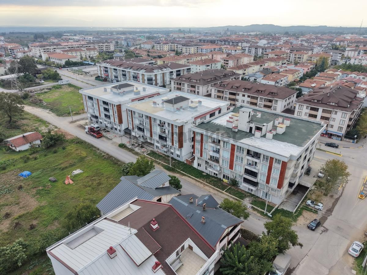 Meriç Çayrak'tan Hastane Yolu Üzeri Binada Satılık 3+1 Daire - 25