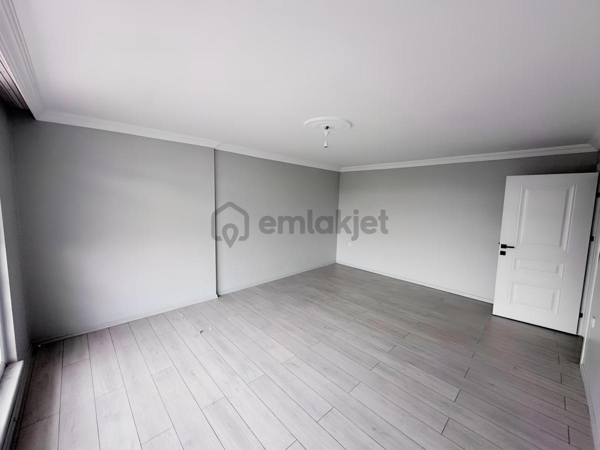 Meriç Çayrak'tan Hastane Yolu Üzeri Binada Satılık 3+1 Daire - 17