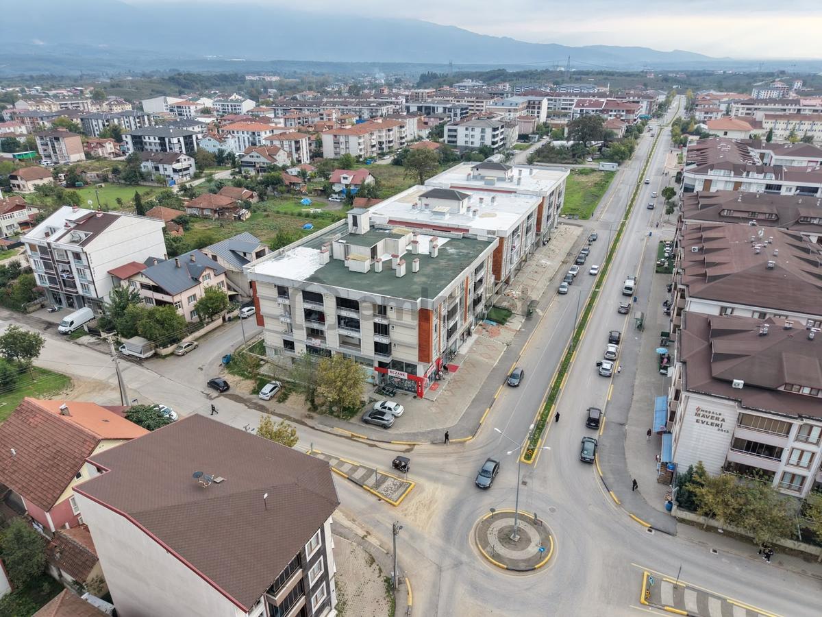 Meriç Çayrak'tan Hastane Yolu Üzeri Binada Satılık 3+1 Daire - 24