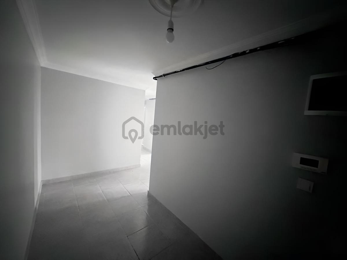 Meriç Çayrak'tan Hastane Yolu Üzeri Binada Satılık 3+1 Daire - 18