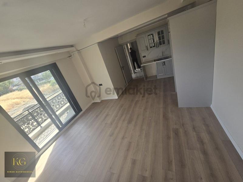 Kıran Emlaktan Site İçinde 2+1 Ara Kat Satılık Daire