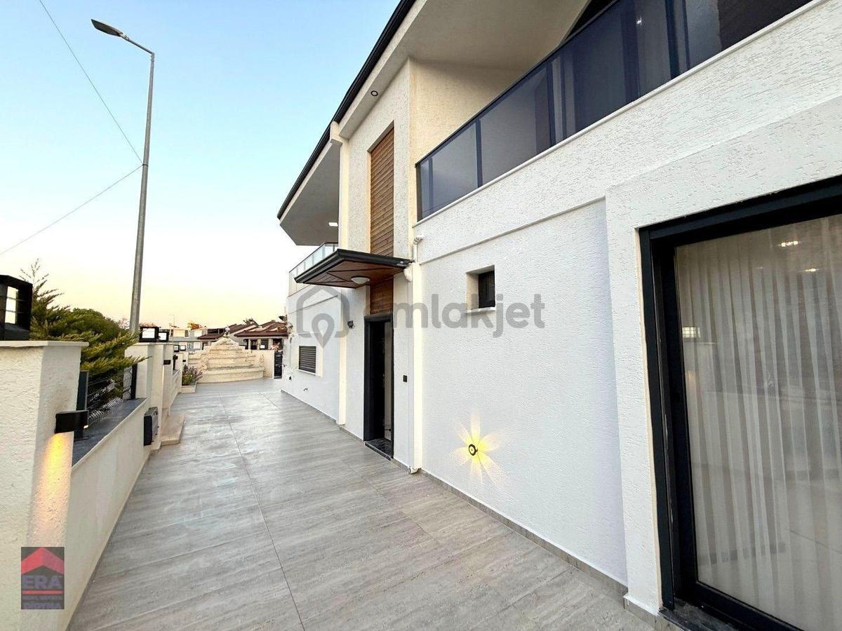 Efelerde Satılık Lüks Villa - 33