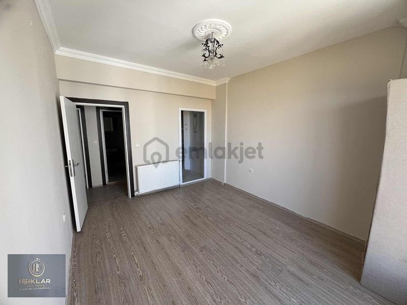 Yakıncada Kiralık 3+1 Daire - 15