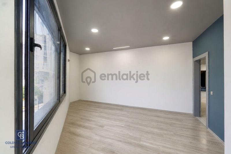 Prestijli Lokasyonda Tam Bağımsız Ticari Bina - 15