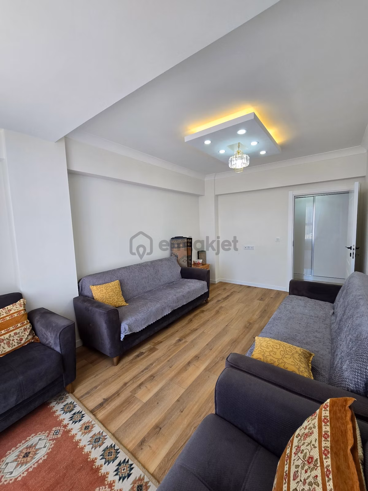 Sivas Merekz Kılavuz Mah. 3+1 Kiralık Daire - 18